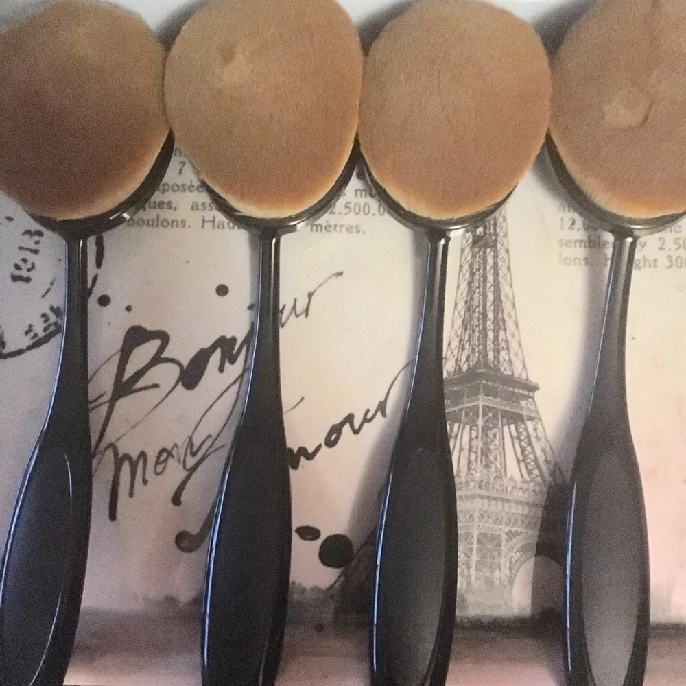 ✅ Best foundation brush ever invented 3rd restock